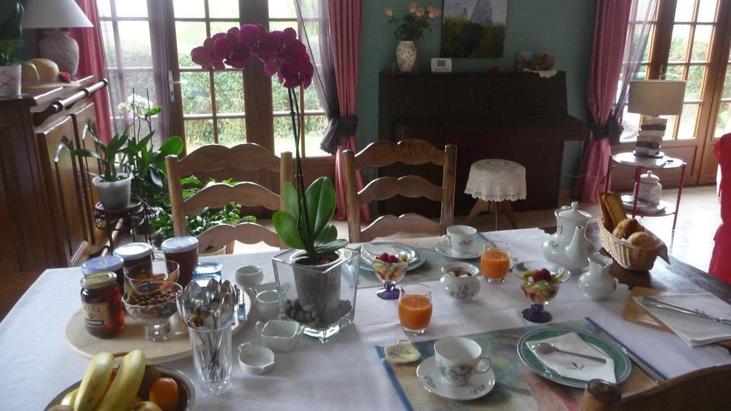 Maison D'Hotes Les Coquelicots Giverny Kamer foto